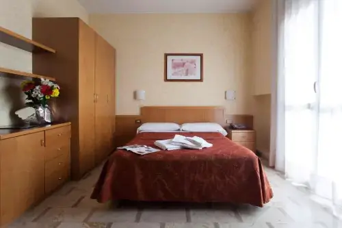 foto esempio hotel 6